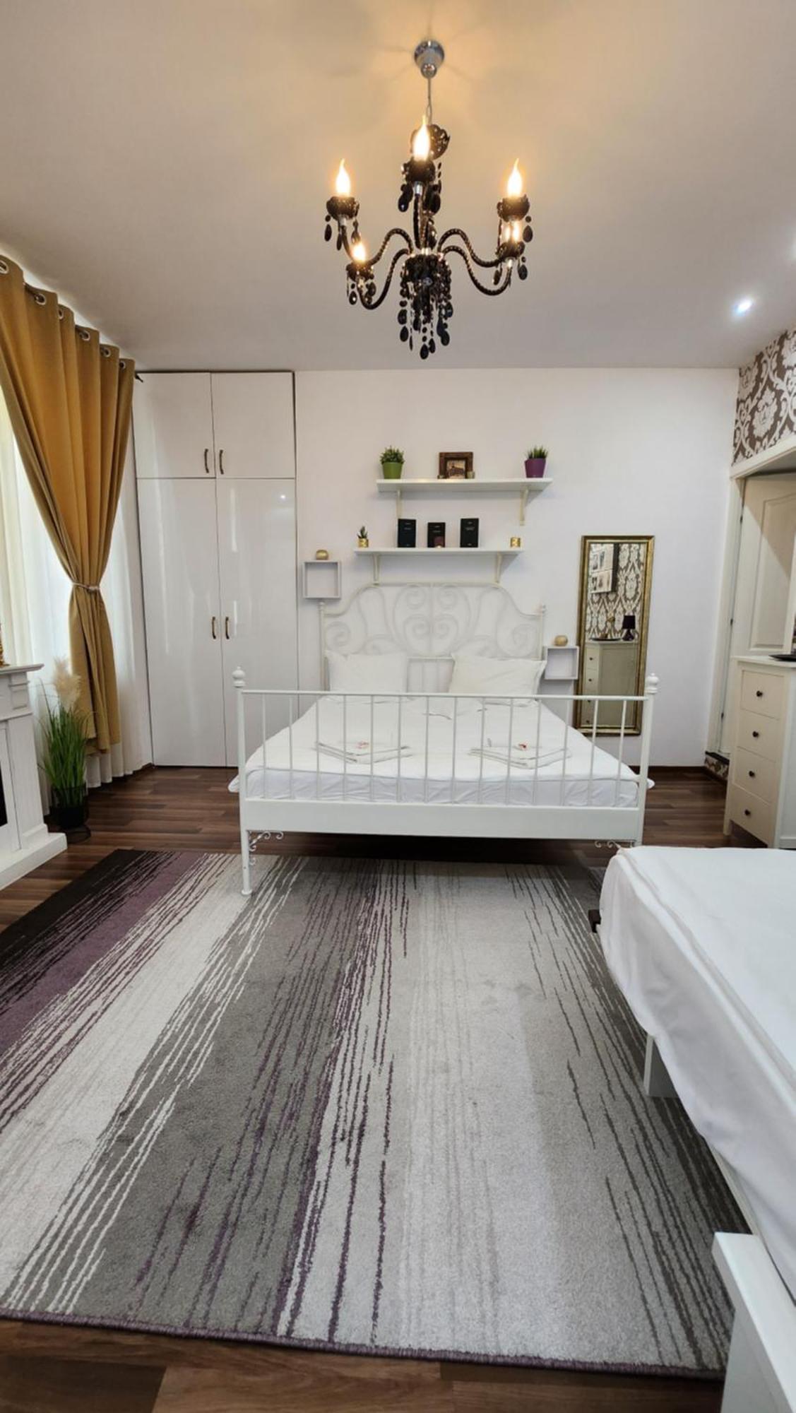 Piazza Grande Apartment Sibiu Esterno foto