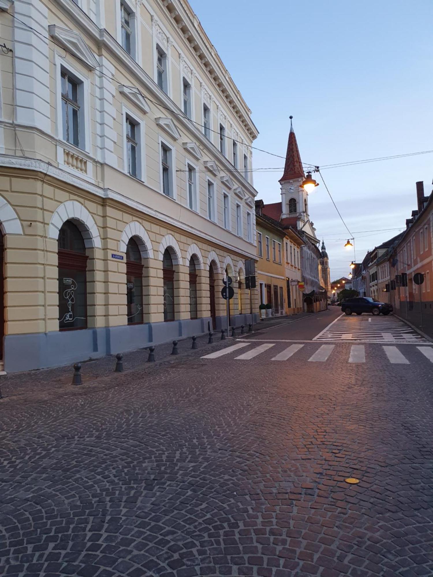 Piazza Grande Apartment Sibiu Esterno foto