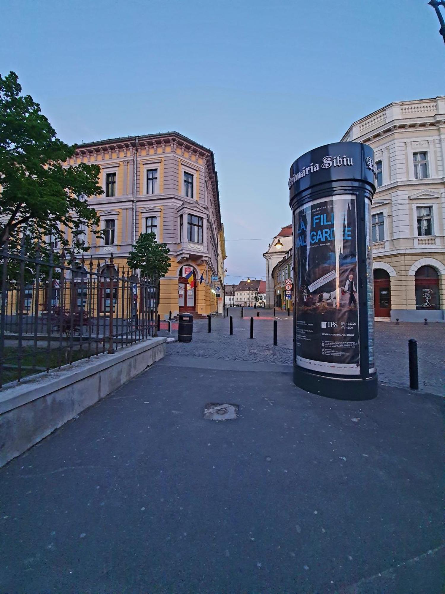 Piazza Grande Apartment Sibiu Esterno foto